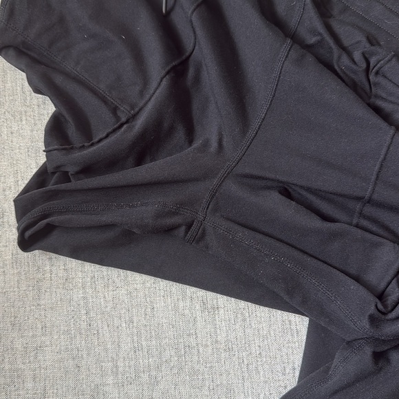 Vuori Black Halo Pants - Picture 5 of 5